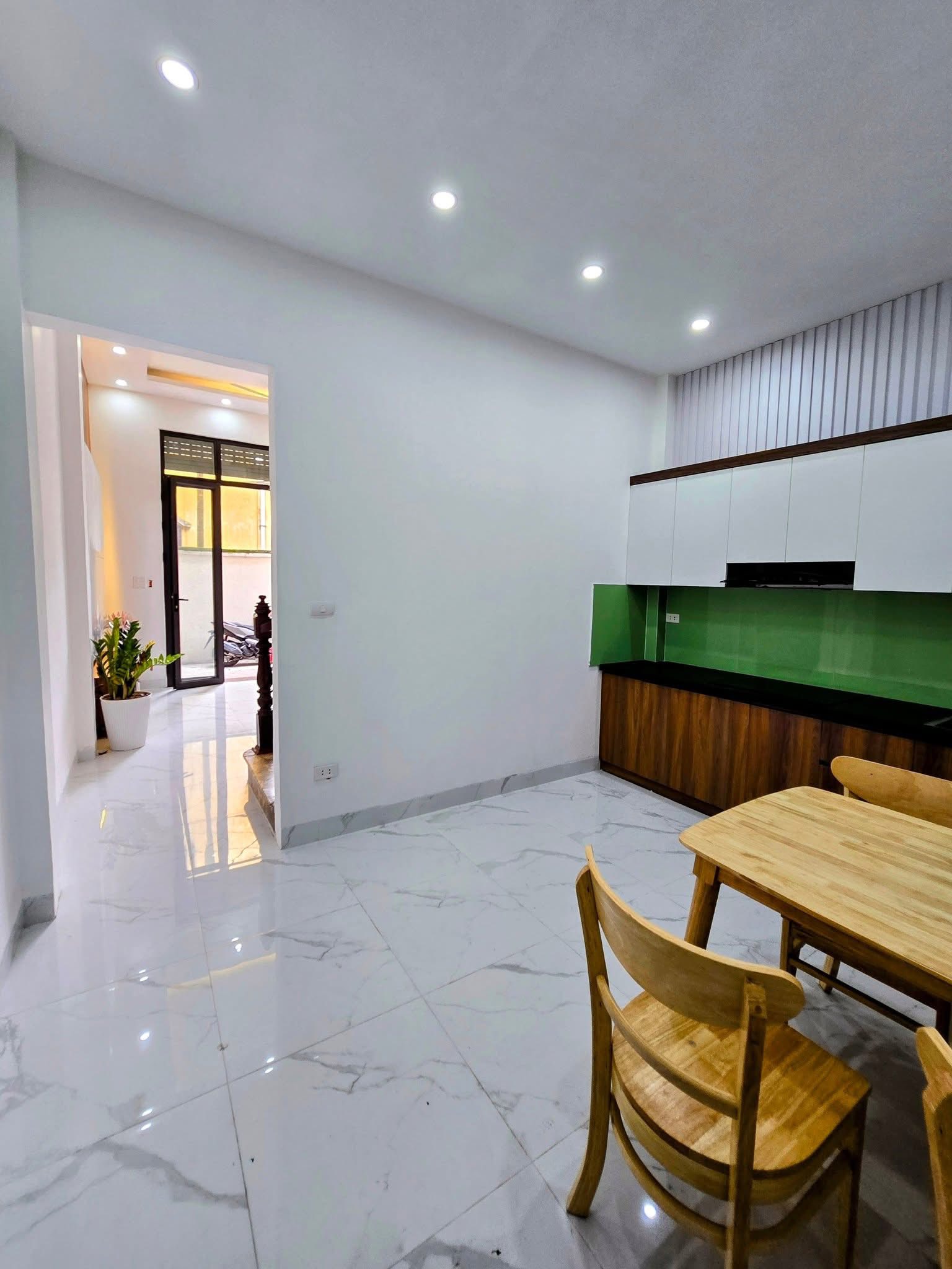 Sở Hữu Ngay Căn Nhà Mơ Ước — Giá Chỉ 7 tỉ